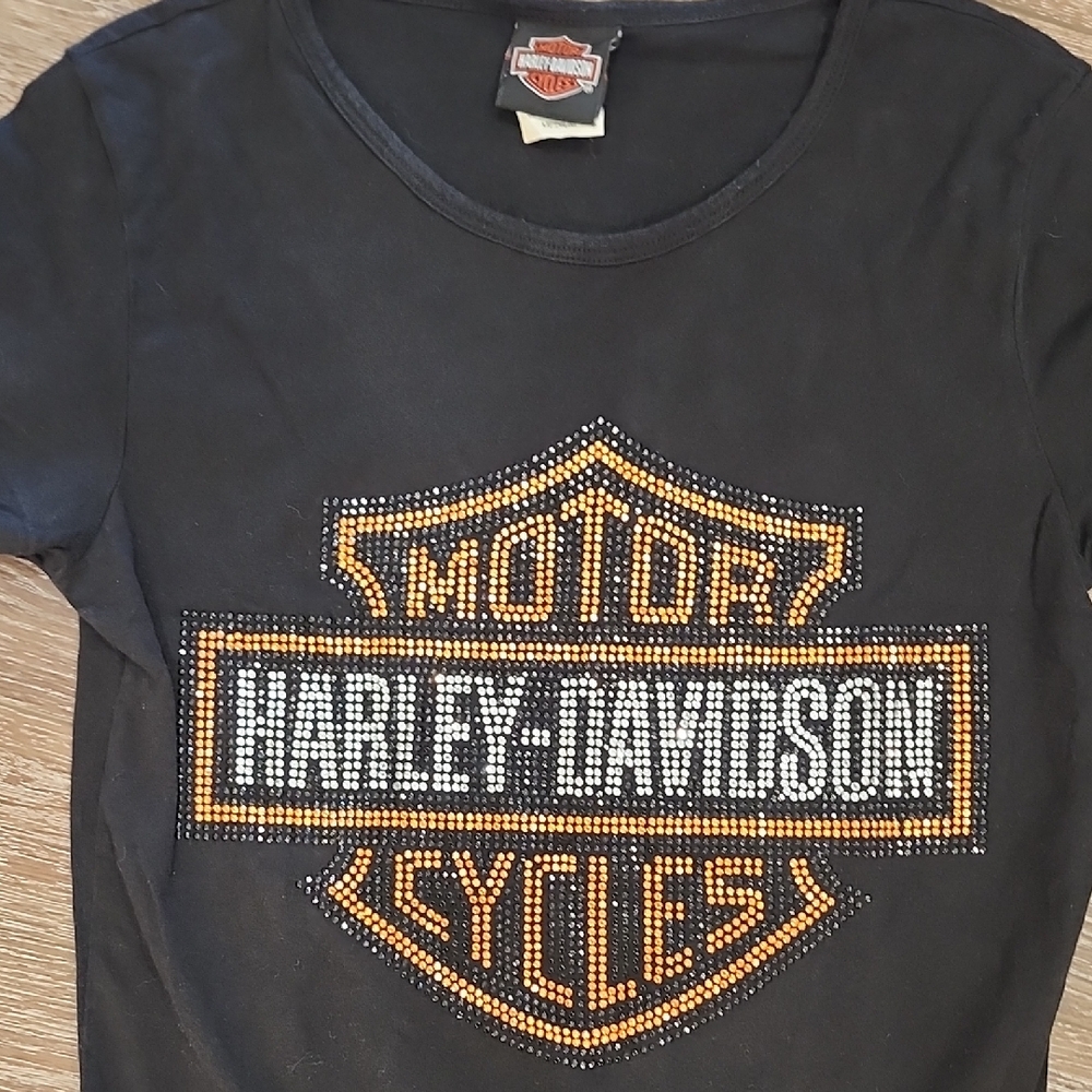 EUC Harley-Davidson Y2K Vintage Black Tee Orange SIlver Logo Crystal Moto Biker